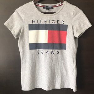 ♦️Vintage EMBROIDERED Tommy Hilfiger Lrg Flag T♦️